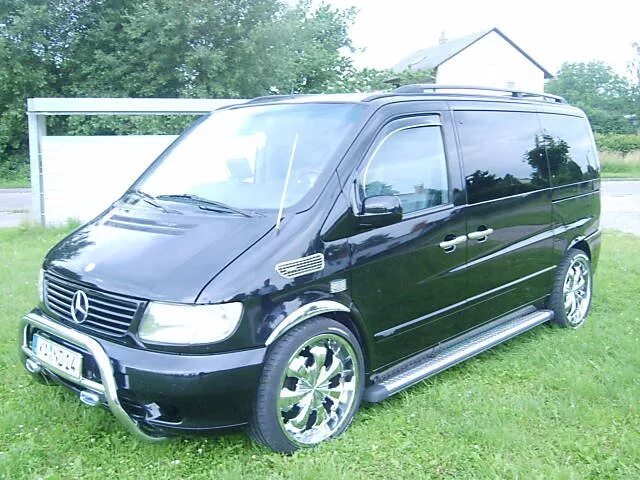 Купить кузов мерседес вито. Mercedes Benz Vito w638. Mercedes Benz v class w638. Мерседес Vito 638. Mercedes v class w638.