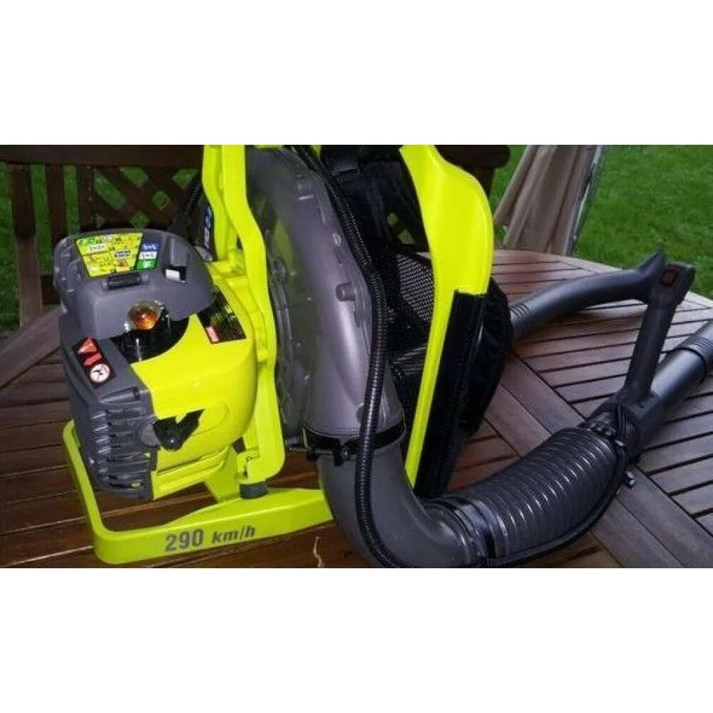 Бензиновый садовый пылесос ryobi rbv26b. Бензиновая воздуходувка ryobi. Бензиновая воздуходувка ryobi. Ryobi rbv26b 5133002353. Ryobi садовый пылесос-воздуходувка.