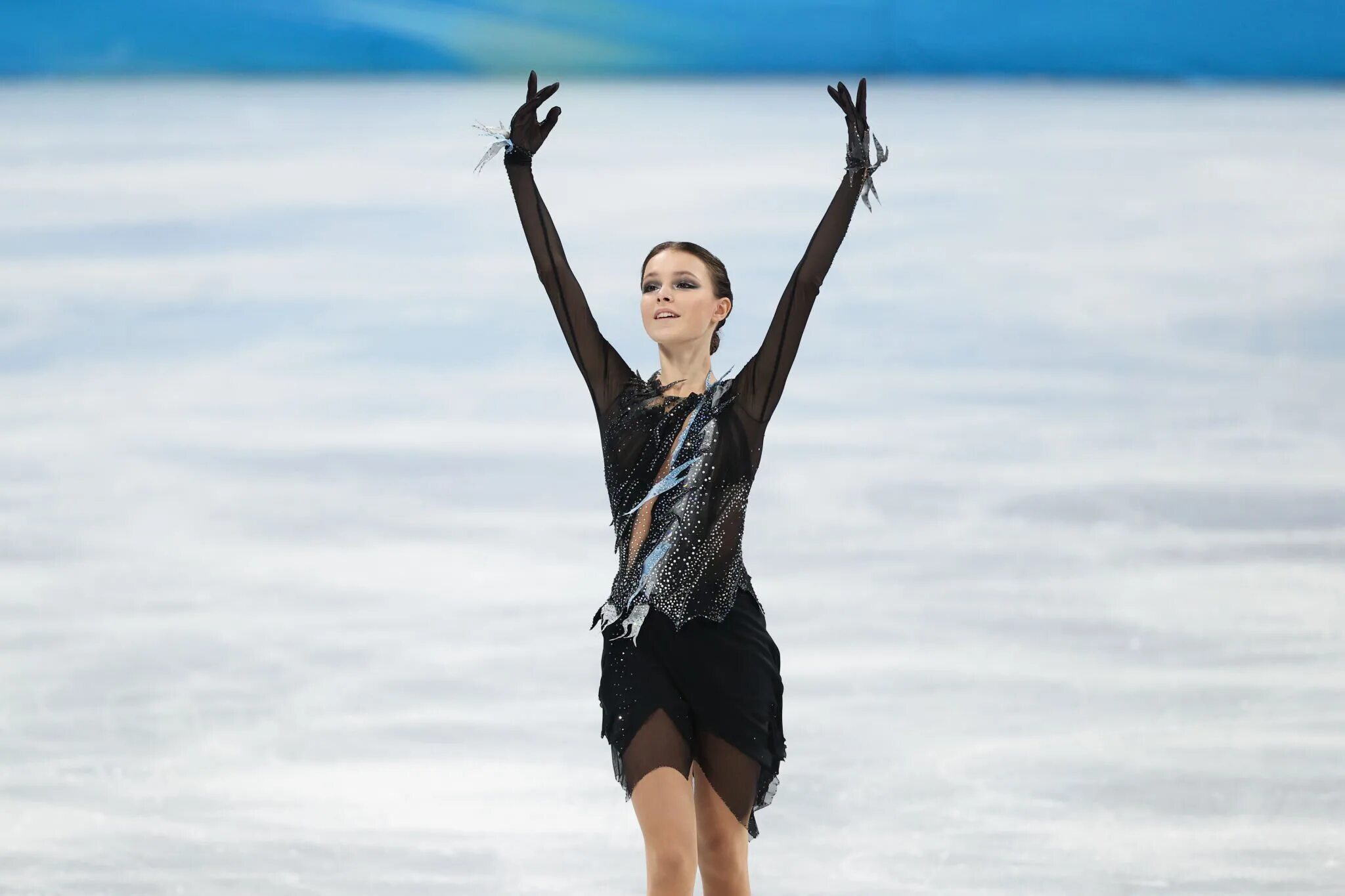 Камила валиева фигуристка 2022. Чемпионки по фигурному катанию женщины 2022. Чемпионки по фигурному катанию женщины 2022. Фигурное катание валиева. Чемпионки по фигурному катанию женщины 2022.