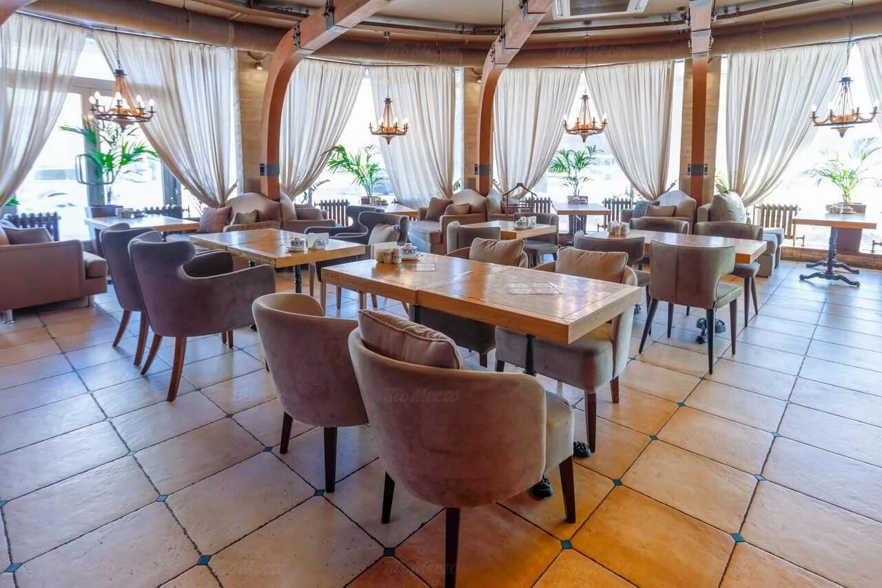 Чайхона васильчуки симоновский вал. Choyxona klauzura. Чайхона симоновский вал. Чайхона симоновский вал. Улица симоновский вал 14.