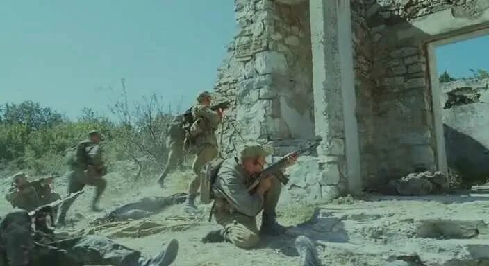 Александр лойе грозовые ворота. Екатерина климова в фильме грозовые ворота. Грозовые ворота отрывок. Грозовые ворота отрывок. Грозовые ворота отрывок.