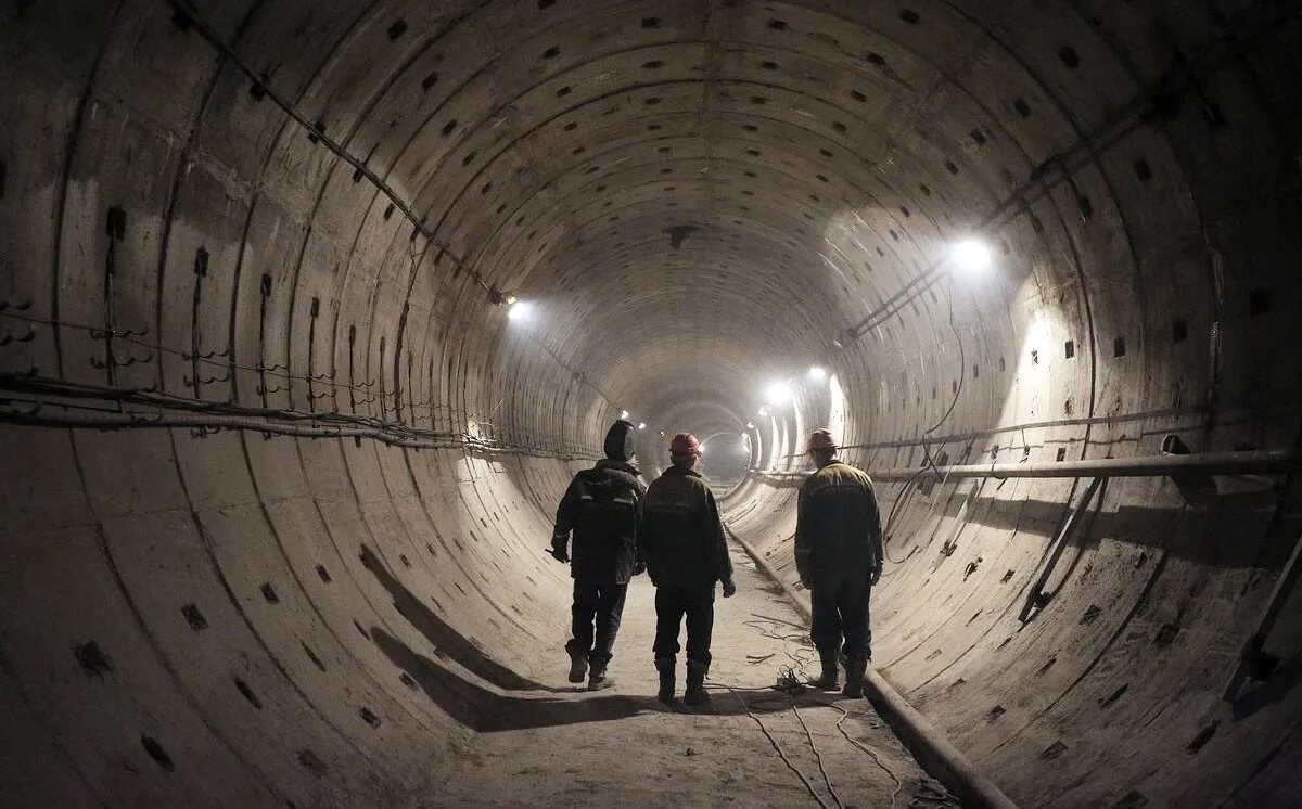 Тоннели петербурга. Адмиралтейская метро тоннель. стройка метро. тоннели петербургского метро. стройка метро спб.