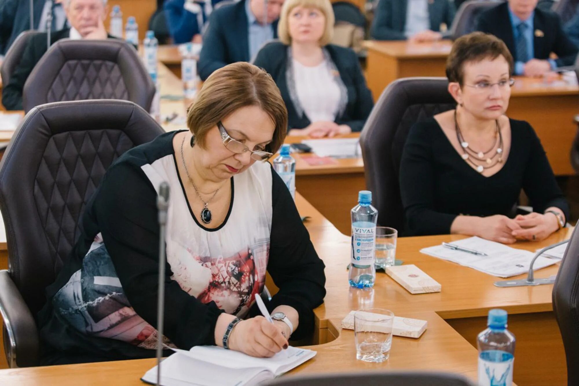 Администрация томской советский район. Города томска логотип официальный. Admin tomsk. Томский дворик. Admin tomsk.