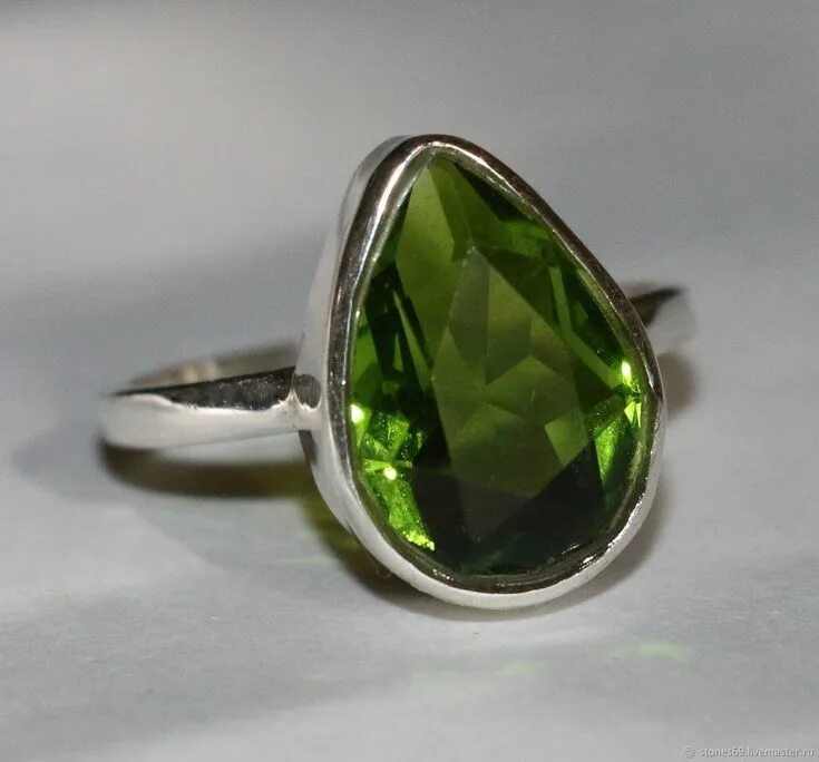 Sandara зеленый аметист. Кольцо с зеленым аметистом. Аметист салатовый. Эйлатский камень.