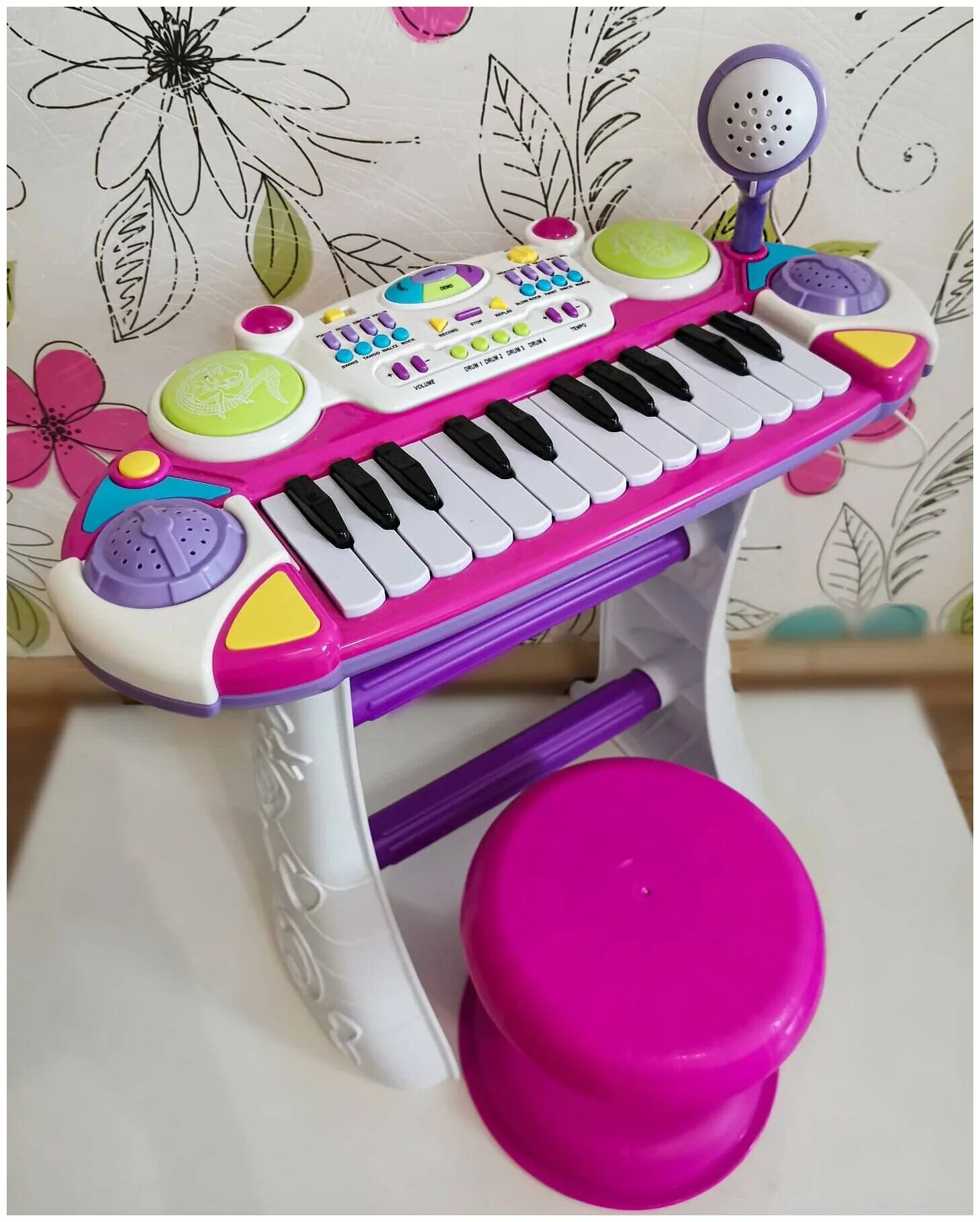 Пианино с микрофоном a1209880b. Синтезатор микрофон стульчик bb45b. Игрушечный синтезатор со стульчиком и микрофоном bb335b. Musical keyboard синтезатор детский. Shantou gepai пианино bl646.