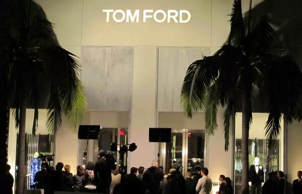 Цум том форд. Tom Ford Boutique. Том Форд на Кутузовском. Том Форд Нью Йорк.