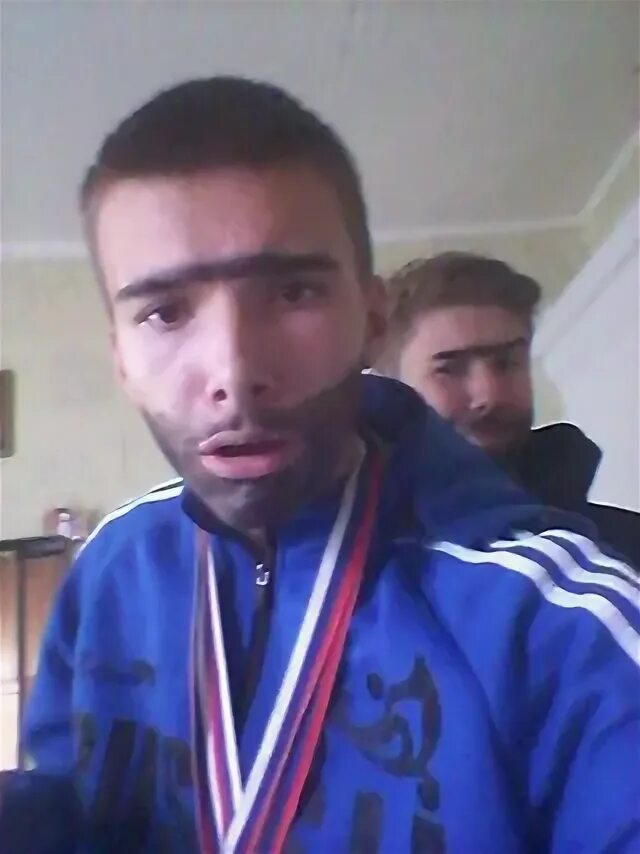 Узбек мастурбек. Мастурбек прикол. Мем мастурбеки. Через год бужу свою добычу. Мастурбек это.