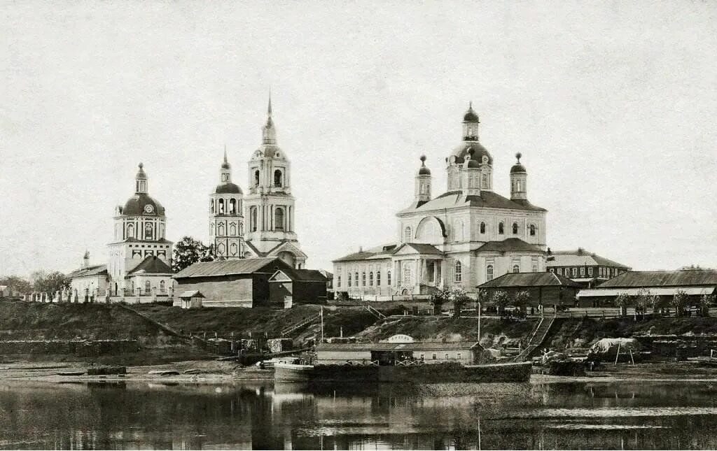 Орловская центральная районная библиотека - Орловский район, ул. Орловская, д. 6