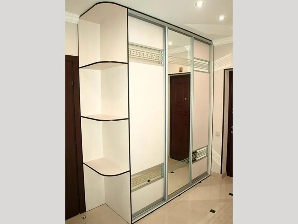 Встроенный шкаф купе на заказ в прихожую. Шкаф-купе в прихожую. шкаф-купе в прихожую с зеркалом. шкаф в прихожую с зеркалом. шкаф купе в коридор.