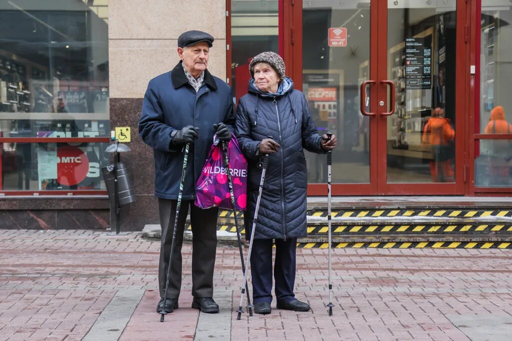 Пенсионерам 1 апреля. Пенсии. выплаты пенсионерам. пенсия сейчас. повышение пенсии.