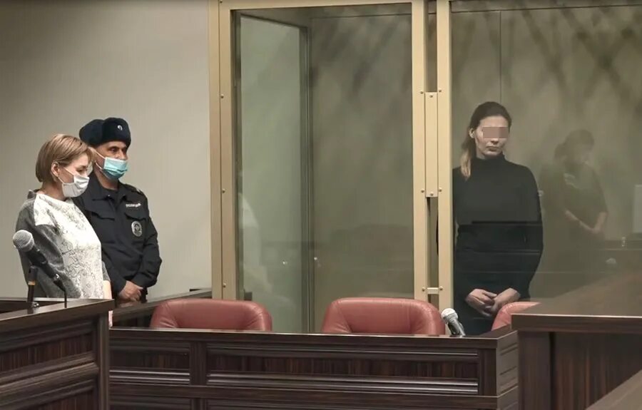 Насиловали 13 летнюю девочку