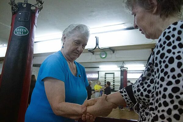 Томск газета жизнь 2004 года. Найти работу для пенсионеров. Работа в томске пенсионерам от прямых. Томская газета 1997 года. Подработка для пенсионеров.