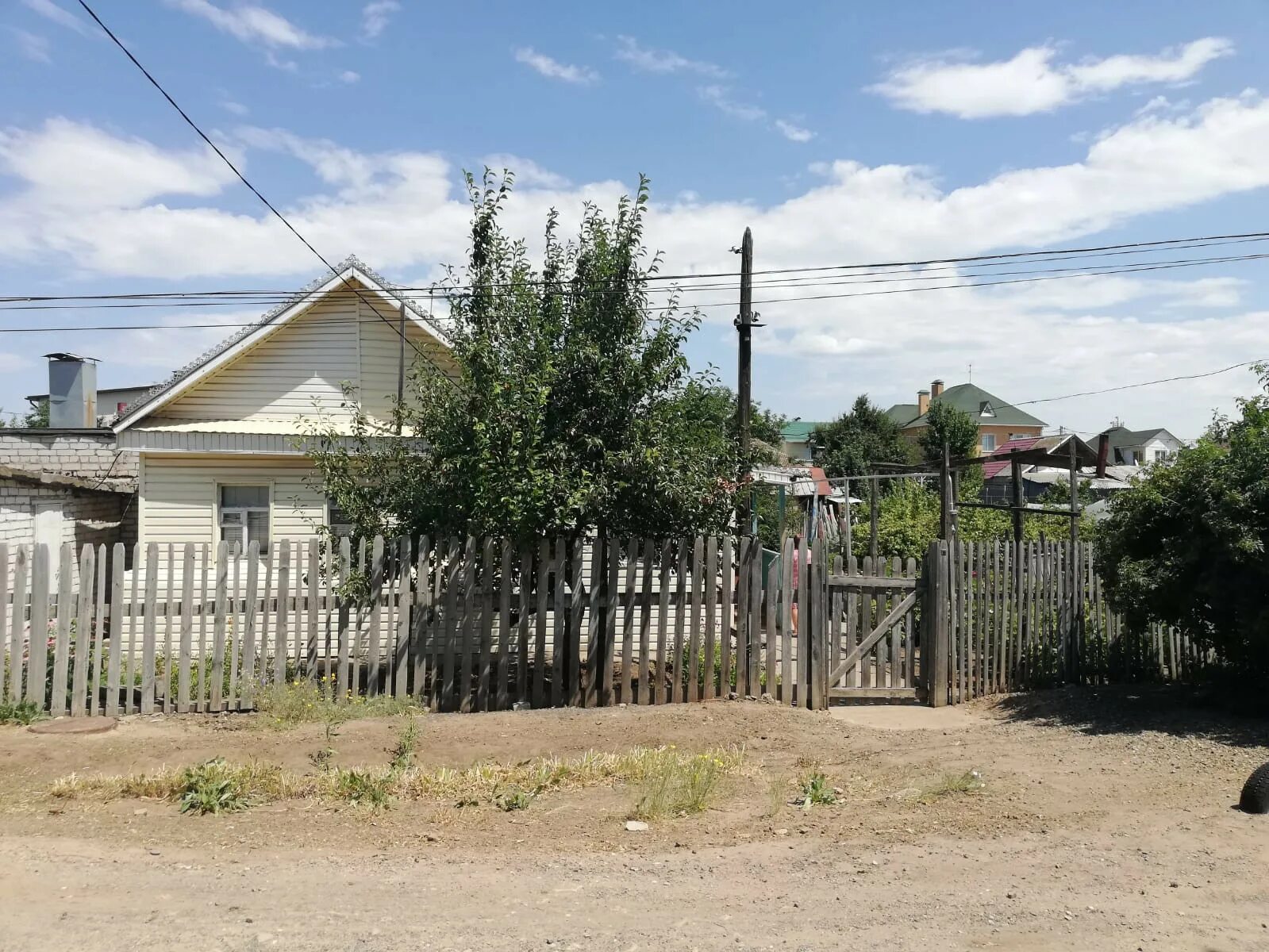 Поселок рабочий Волжский. Волжский поселок Краснооктябрьский участок. Фото Волжского поселка. Фотография поселок Краснооктябрьский ЛПК город Волжский. Купить квартиру поселок волжский