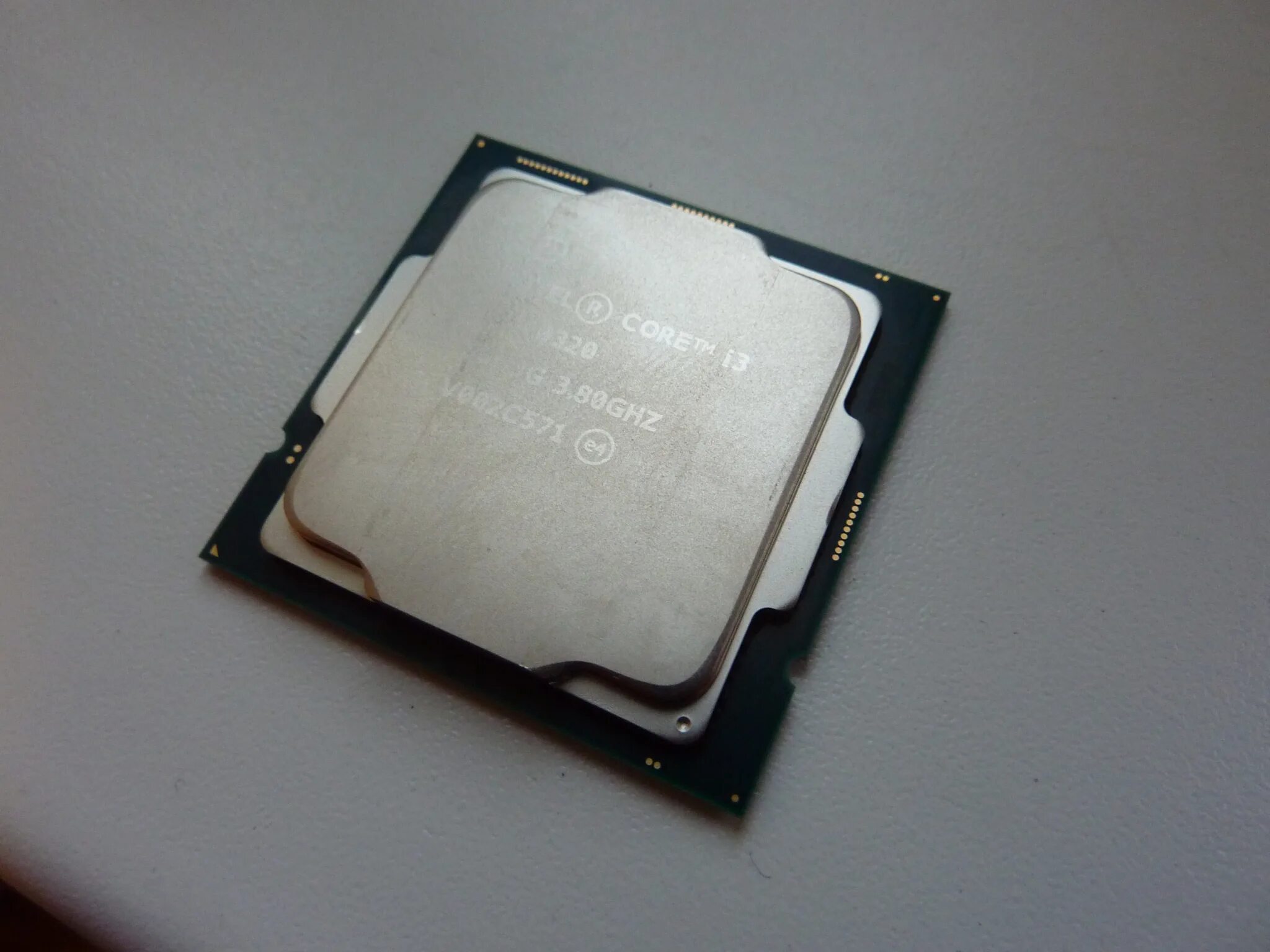 Процессор Intel Core i3-10320. Intel Core i3 10300. Intel Core i5 10300. Intel Core i3 10300/10320 кулер.