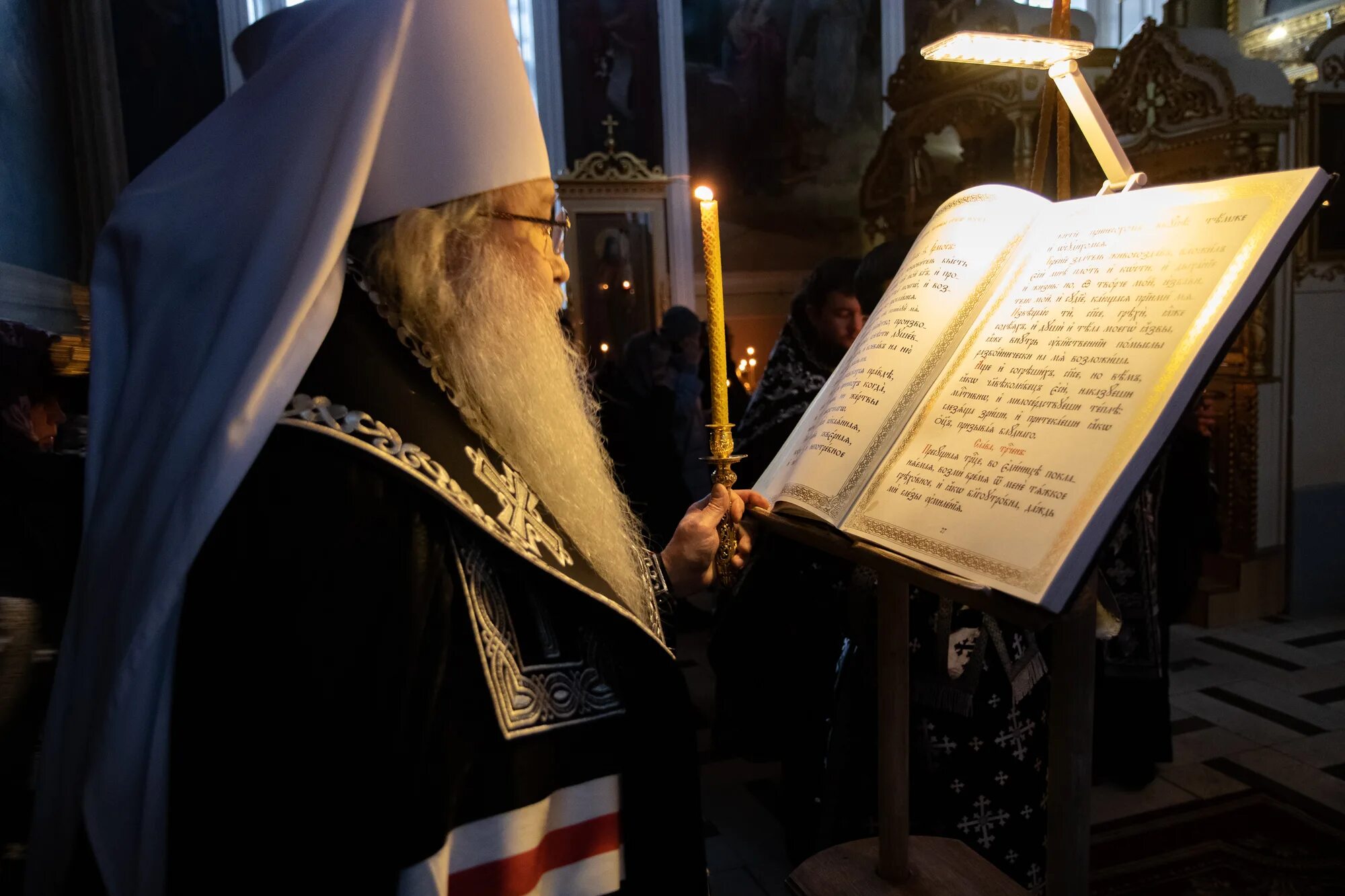 В какие дни читают канон андрея критского. Вторник Великого поста канон Андрея Критского. Великий покаянный канон Андрея Критского вторник. Митрополит Ювеналий канон Андрея Критского. Великое повечерие с чтением канона прп. Андрея Критского.