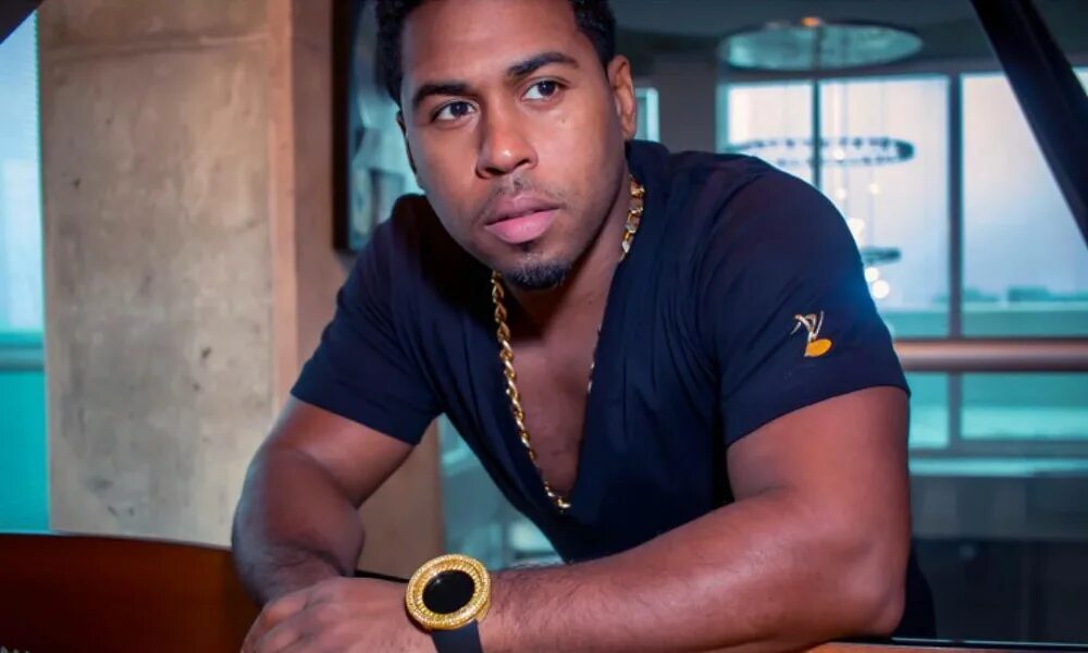 Bob is five. Бобби валентино. бобби бориелло. bobby valentino - slow down.