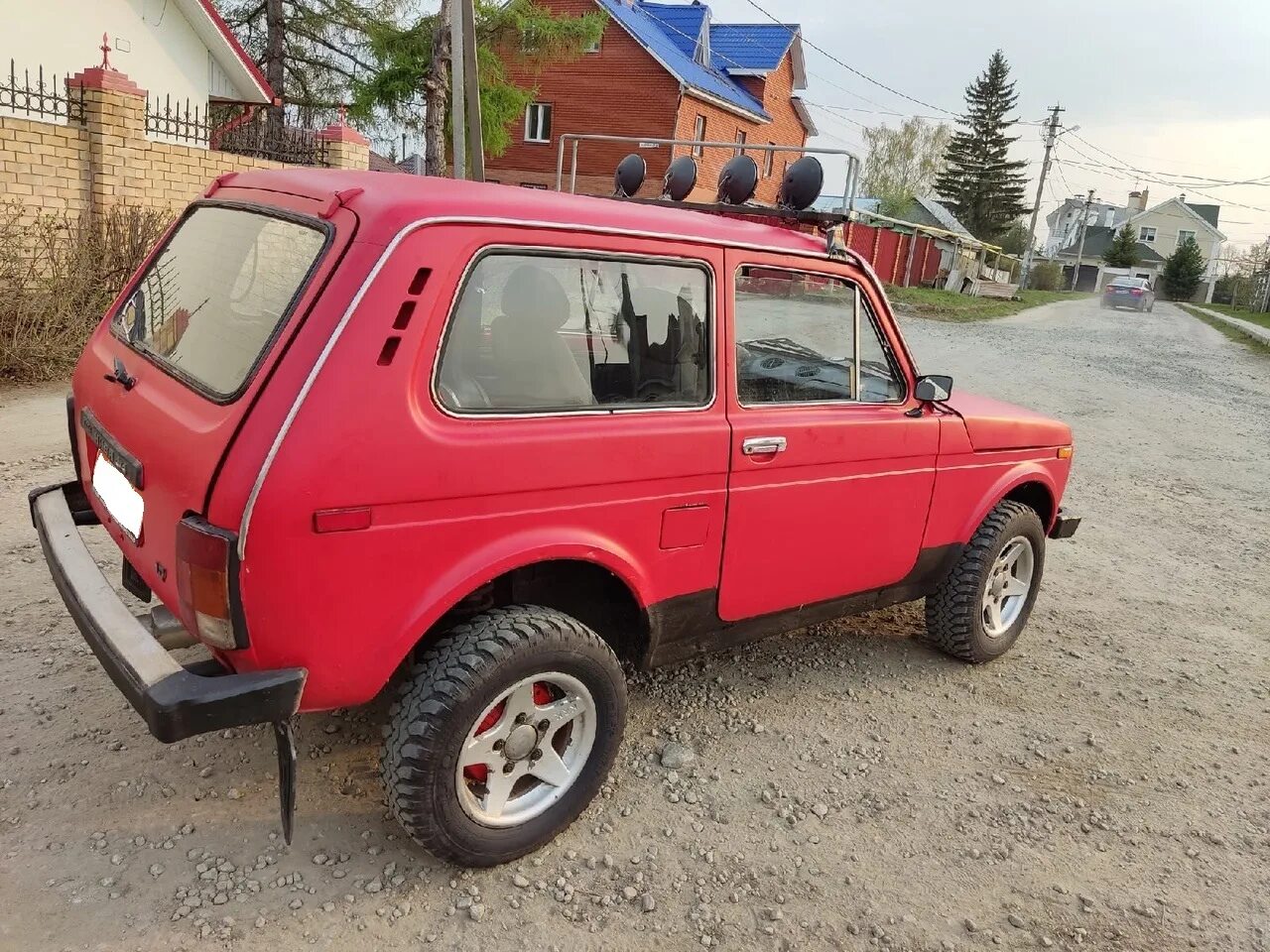 Ваз 2121 нива 1980. Нива 2121 1993. Нива 2121 1993. Нива 1993 года выпуска. Ваз 2121 1993 красный.