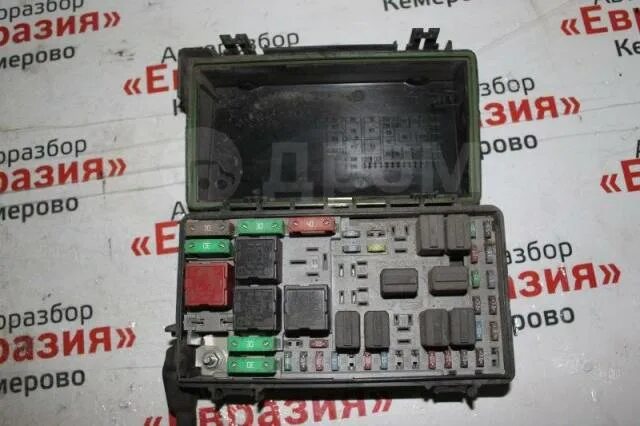 Купить Блок предохранителей Opel Corsa-D 2007 13142241 L08 A10XEP в Кемерово по 