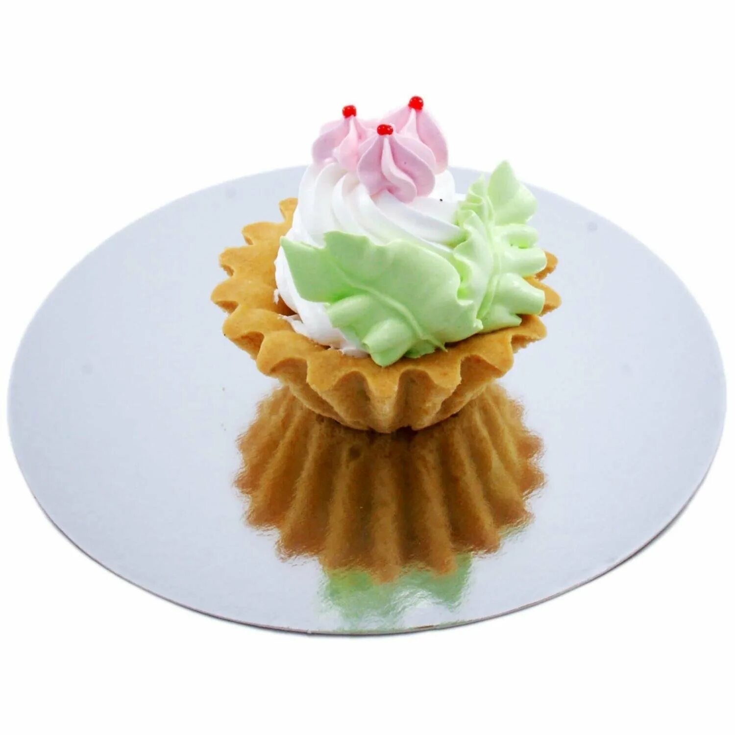 Песочные пирожные корзиночки. Пирожное корзиночка с грибочками. Пирожное корзиночка с белковым кремом. Пирожные корзиночки с белковым кремом. Белковые корзинки.