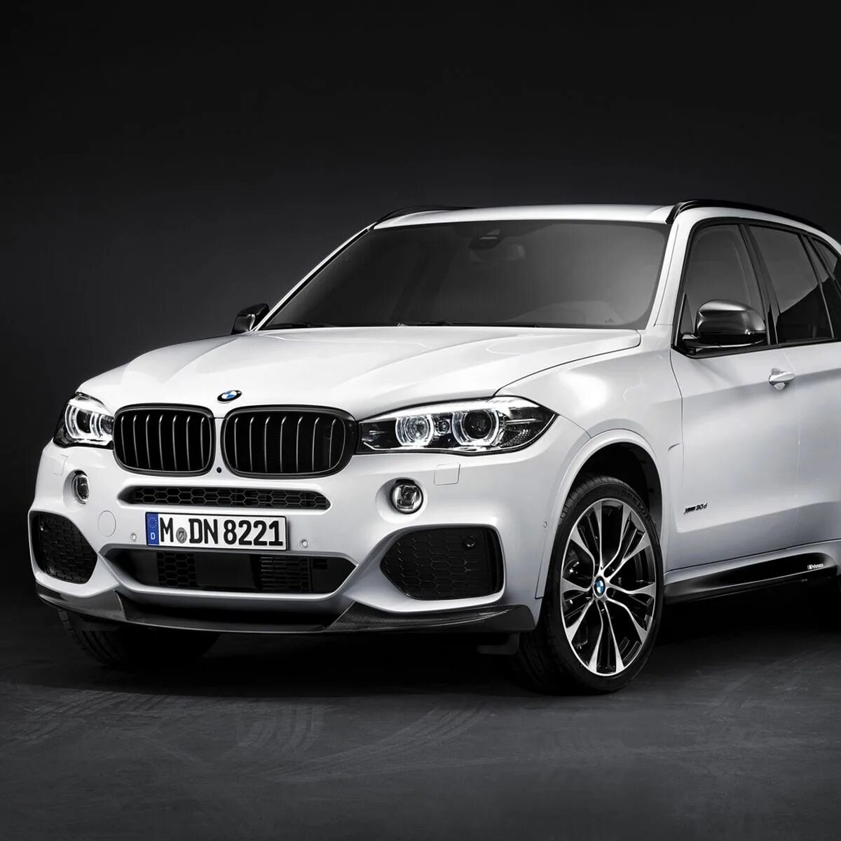 7х 5 х 5 0. BMW x5 f15. BMW x5 f15 m Sport. BMW f15 m Performance. BMW ч5ь а15.