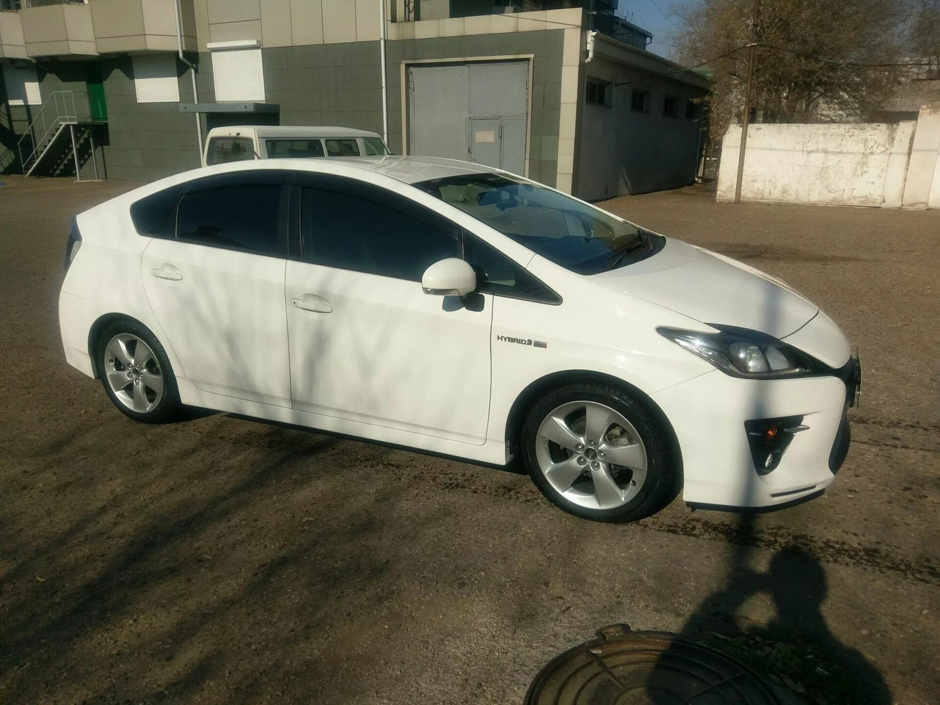 Toyota prius 20 диски. Toyota prius 20 17 диски. Колеса на тойота приус. Диски тойота приус 30. Колеса на тойота приус.