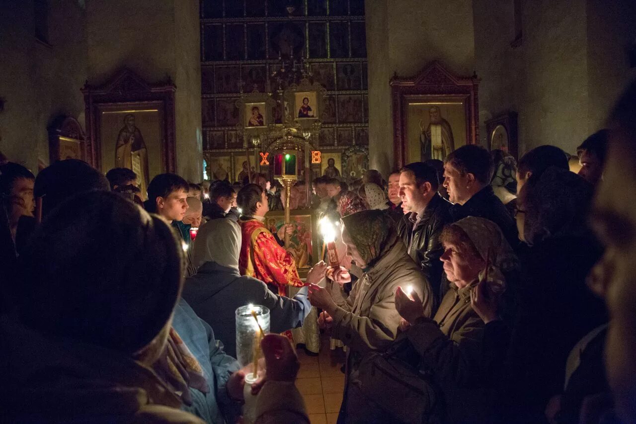 епископ фома сергиево-посадский. богослужение в храме. служба в храме мытищи. храм рождества христова, мытищи, новомытищинский проспект, 6. крещение господне в троице сергиевой лавре.