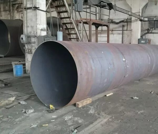 Труба из обечайки. Обечайка трубы. Обечайка для производства трубы из стекловолокна ду 3200 мм. Обечайка трубы. Вальцовка металла 10мм.