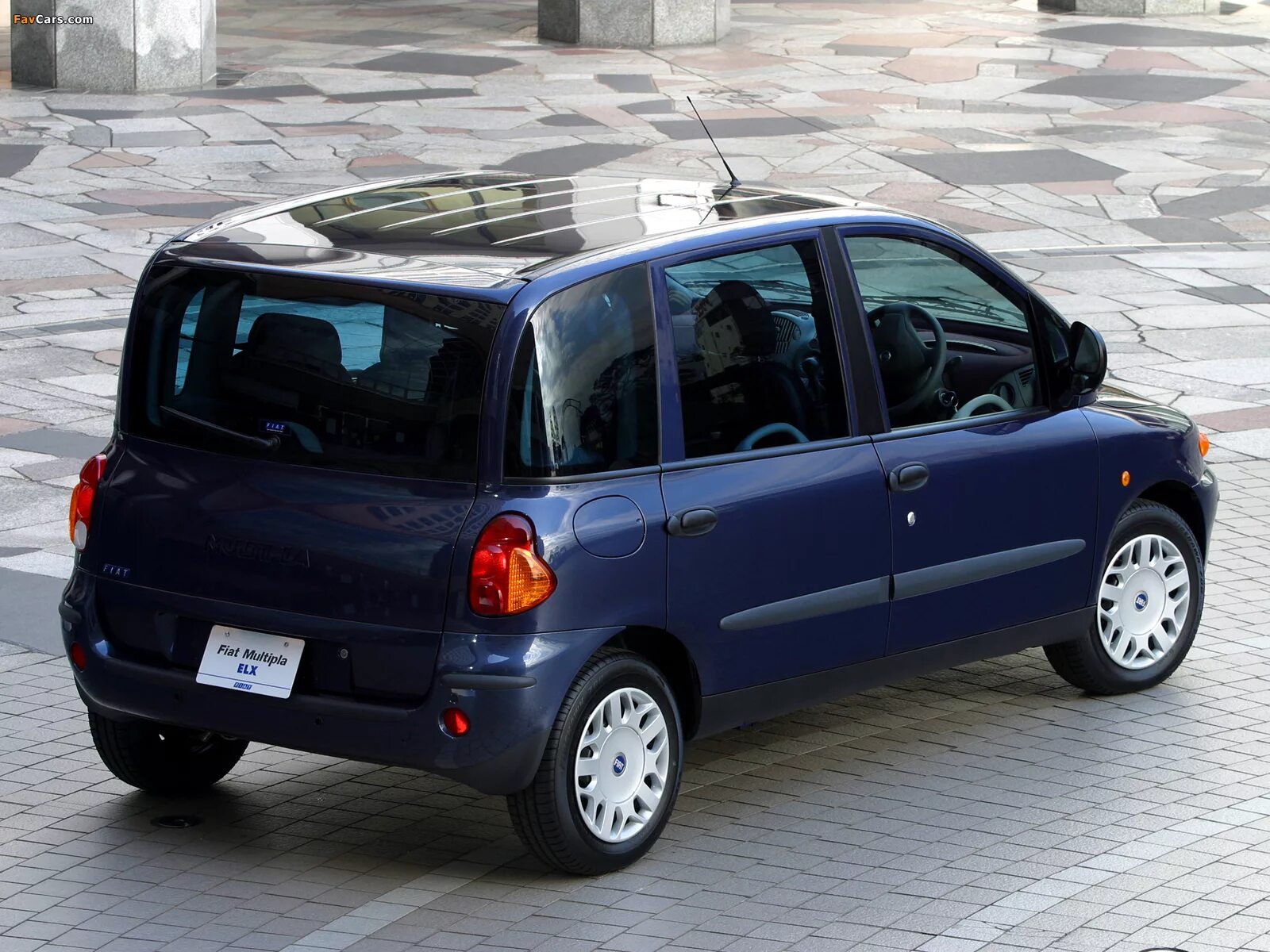 Fiat multipla. Fiat мультипла. фиат мультипла 2003. fiat 2002. машина fiat multipla.