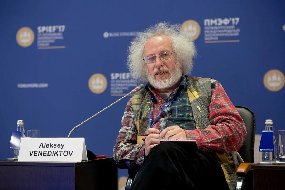Где венедиктов сейчас находится. Александр венедиктов журналист. алексей венедиктов эхо москвы. алексей венедиктов и песков. венедиктов алексей алексеевич жена.