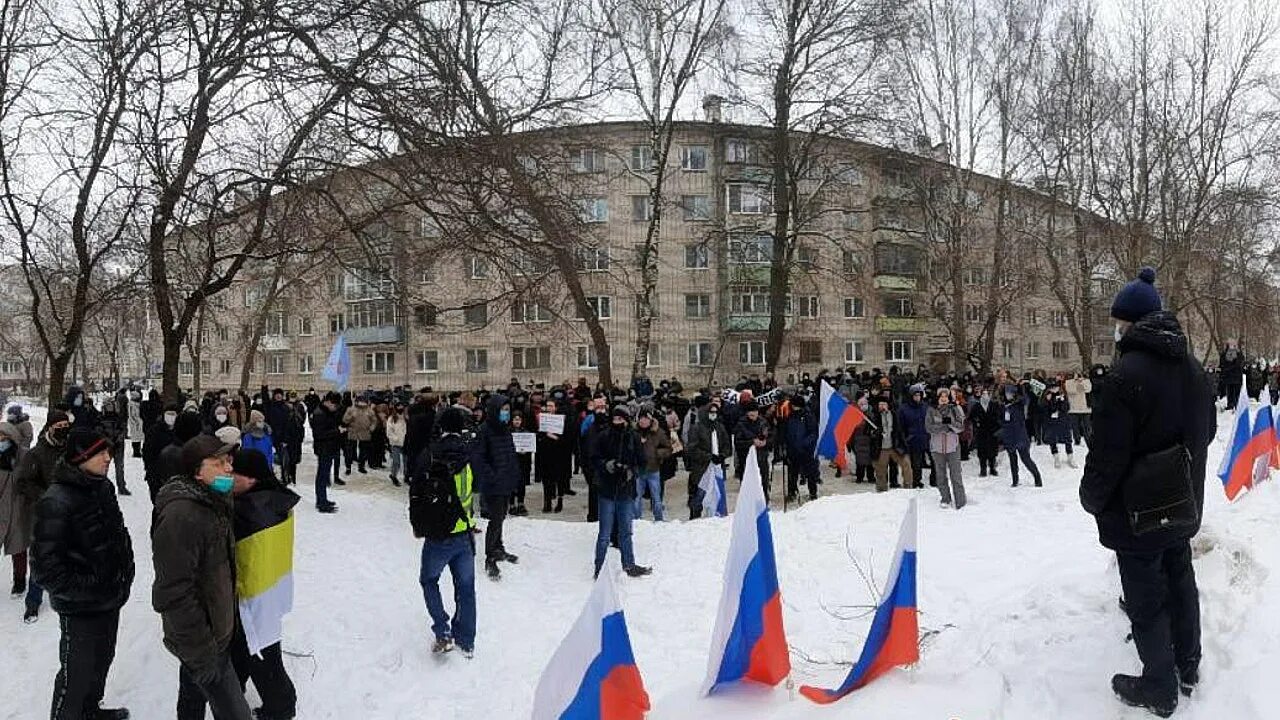 Митинги и демонстрации. Демонстрация в Вологде. Митинг 31 января 2021 Иваново. Школьники вышли на митинг. Митинги в 12 часов