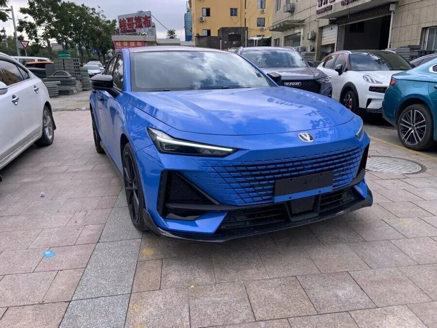 Changan uni v 2025. Changan uni v 2025