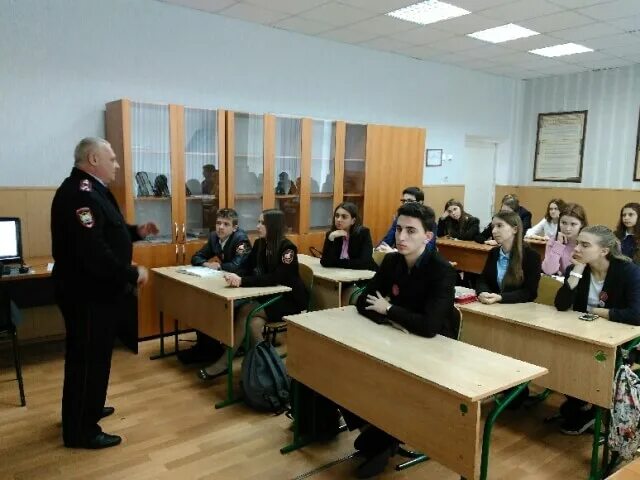 Кем работать после юридического колледжа