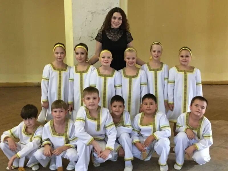 Ансамбль юность красногорск. Студия современного танца для детей. Коллектив ровесники новокуйбышевск. Танцы новокуйбышевск. Танцы новокуйбышевск.