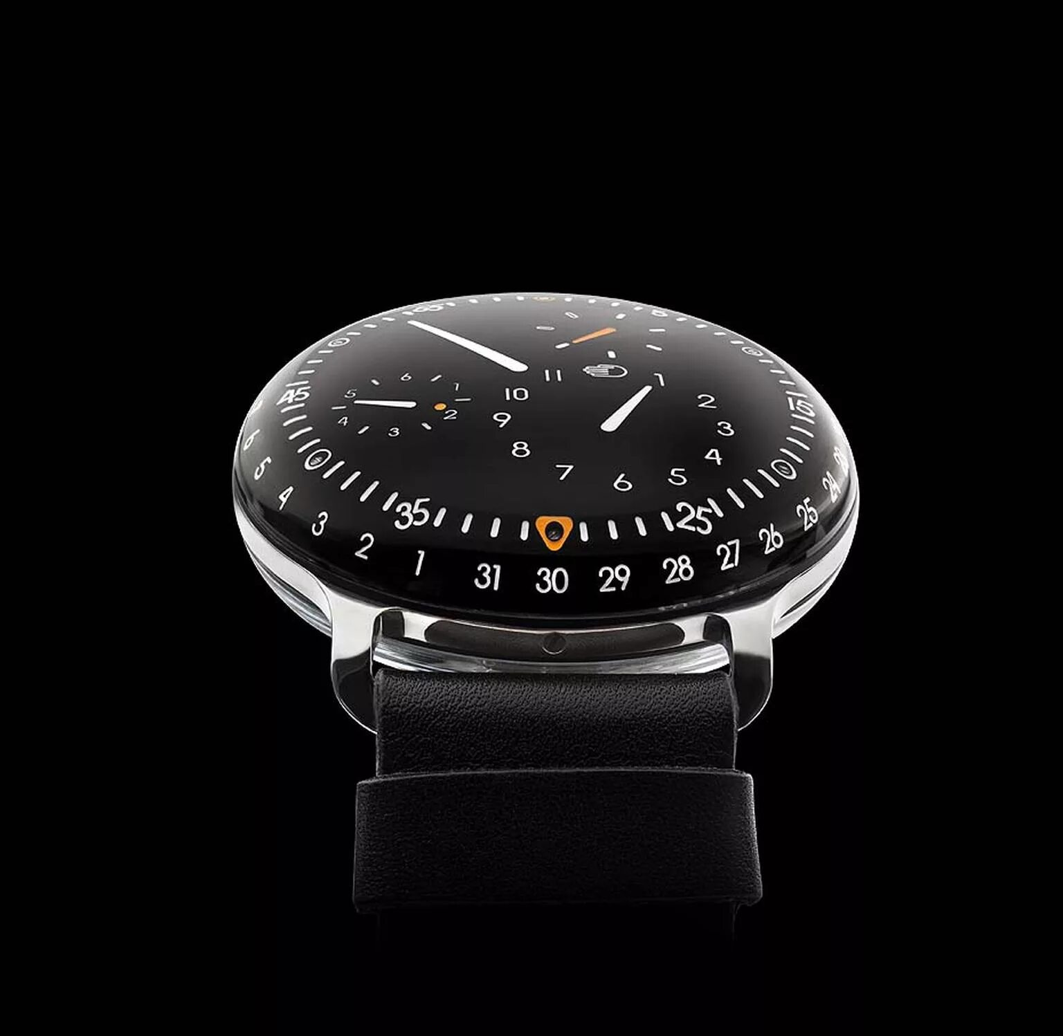 Сапфировые часы наручные. Ressence Type 3. Наручные часы с выпуклым стеклом. Часы мужские наручные с выпуклым стеклом. Часы с выпуклым стеклом мужские.