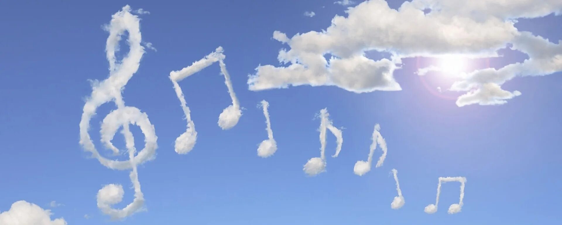 9 песен в небе. Музыка небес. Музыкальное небо. Мелодия и небо. Музыка неба.
