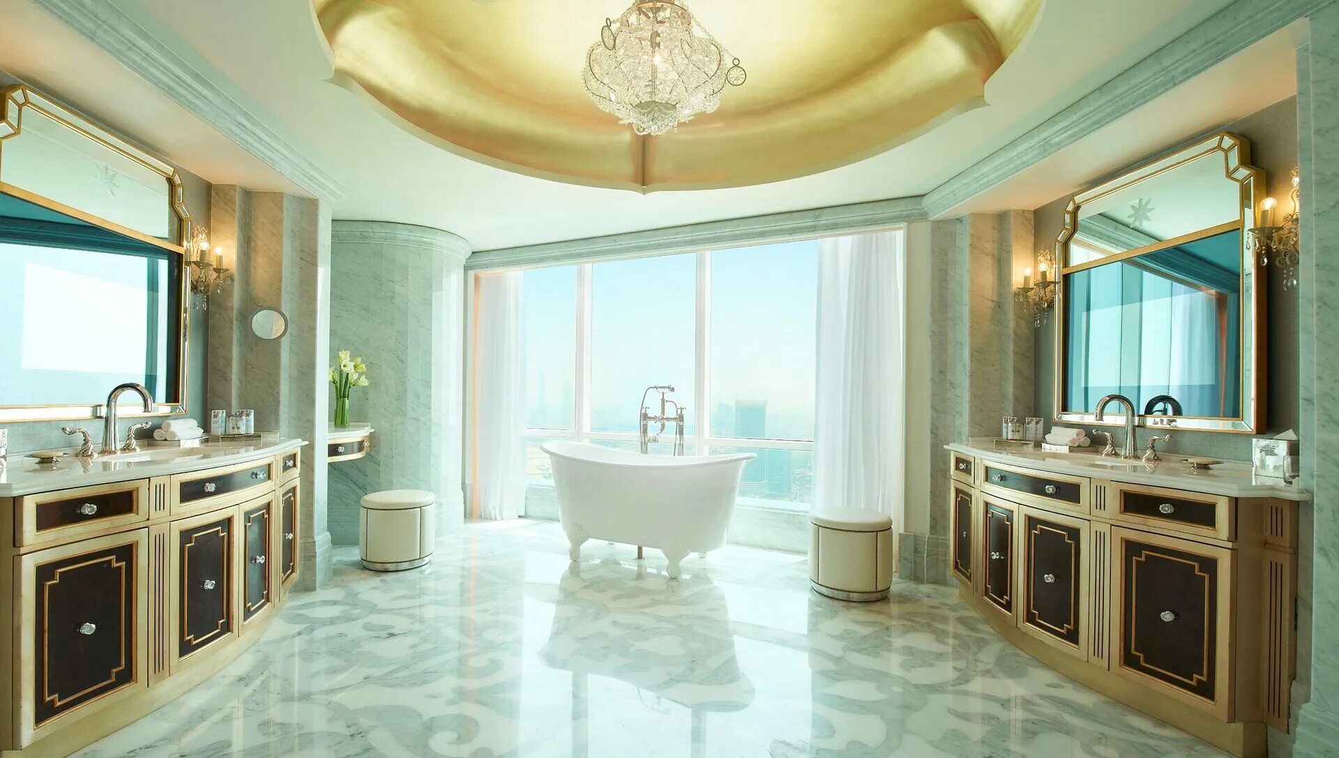St regis abu dhabi 5. St Regis отель Абу Даби. Интерконтиненталь Абу Даби 5. Абу Даби лакшери. Corniche Hotel Abu Dhabi 5 Абу Даби.