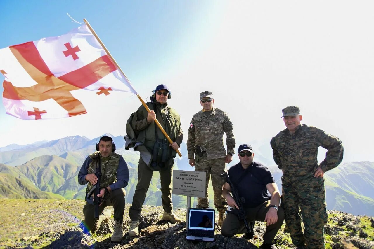 Оборона грузии. Грузинские военные в Абхазии.