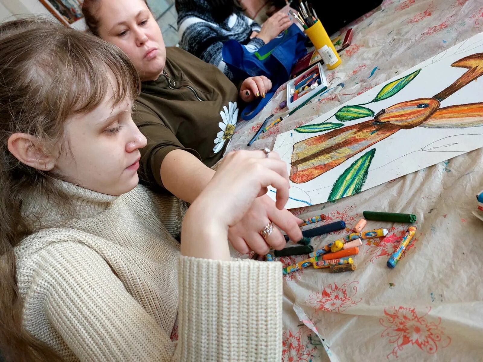 Нетрадиционная техника рисования мастер класс для педагогов. Мастер классы для детей рисование. Тренинг по правополушарному рисованию. Провела мастер класс по теме. Проведение мастер классов.