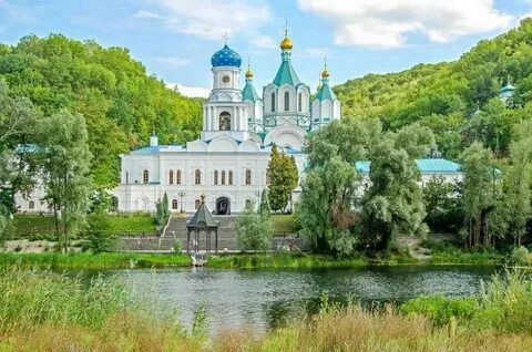 Монастырь картинка