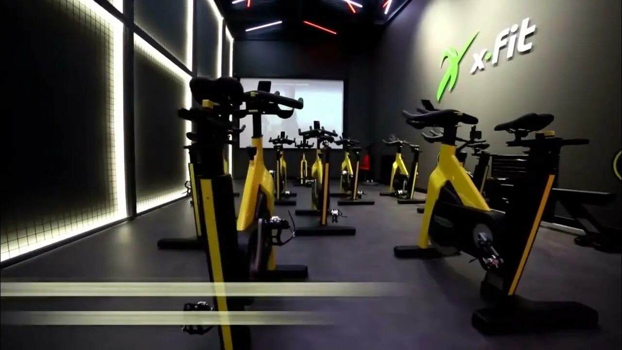 Тренировки х фит. Х фит старый оскол. x-fit тренажерный зал. х фит старый оскол тренажеры. х фит зал.