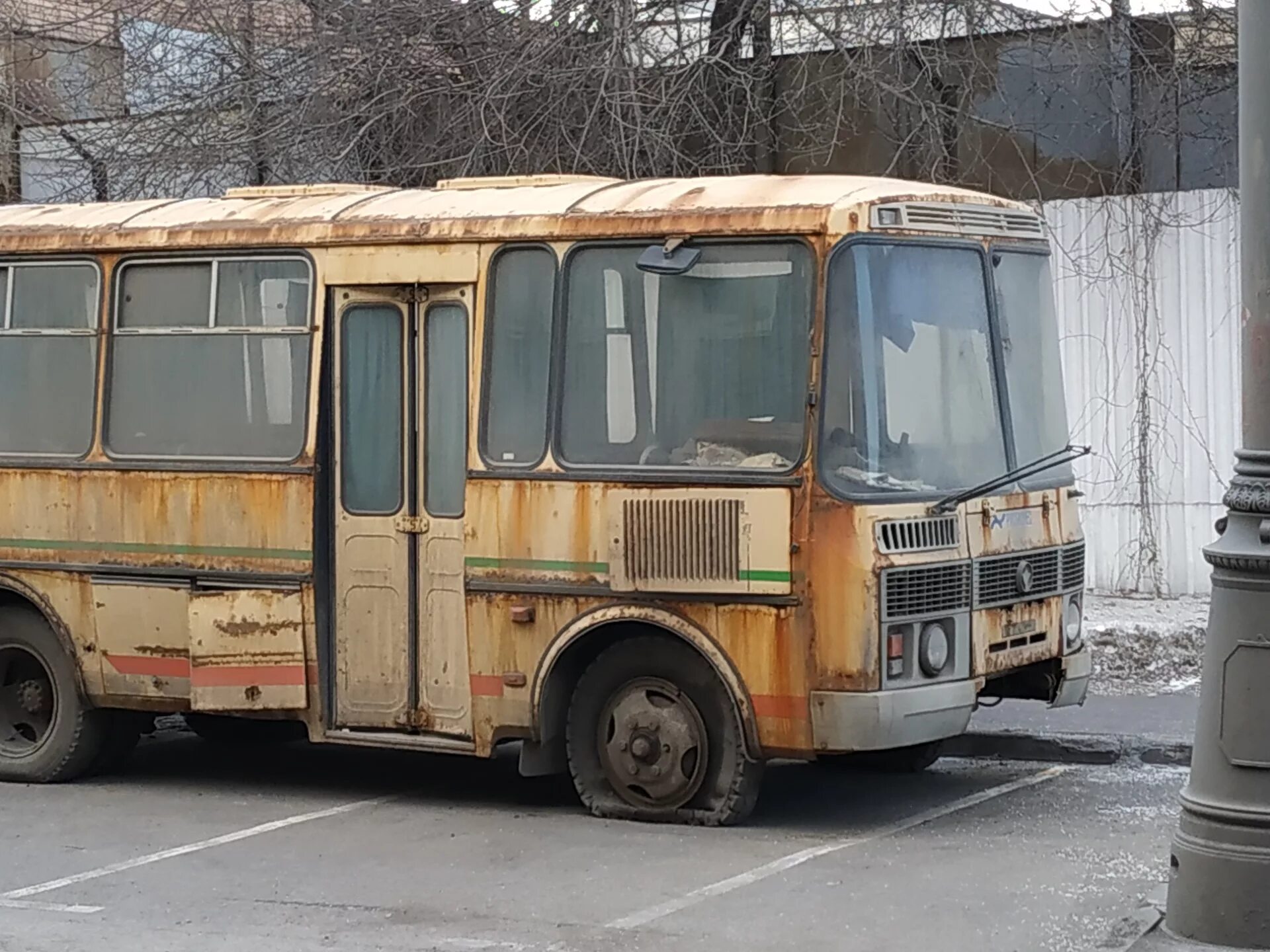 ПАЗ 4234 Ржавый. ПАЗ 3205 грузовой. ПАЗ 3205 без бампера. ПАЗ 4234 без бампера.