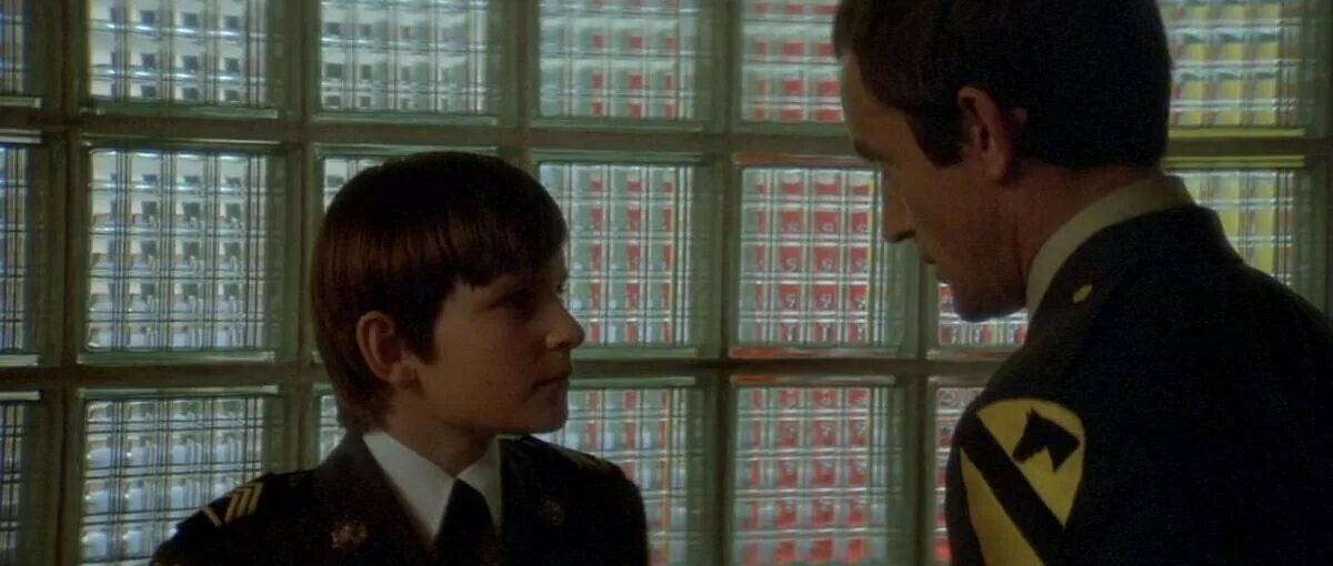 Омен iii: последний конфликт. Омен 1976 няня. Омен перерождение майлз. Омен непорочная дата выхода. Омен перерождение.