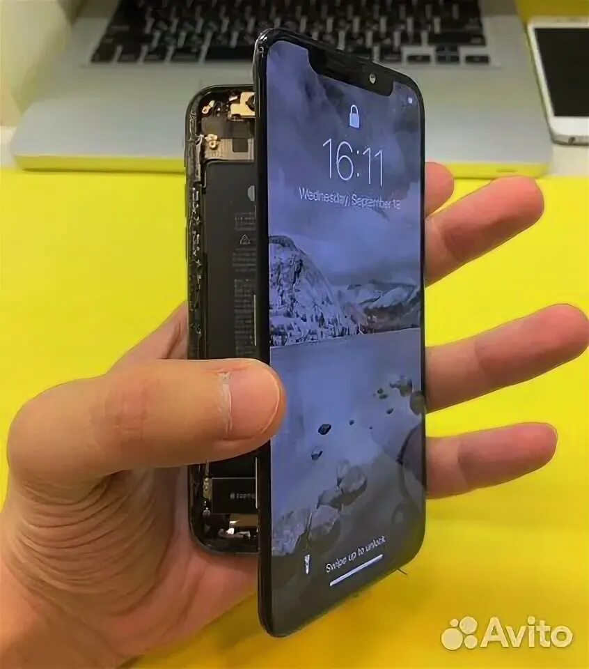 Замена стекла айфон 11 про. Разбитый iphone 11 Pro Max. Разбитый айфон 11 про Макс. Замена дисплея. Разбитый iphone 13 Pro.