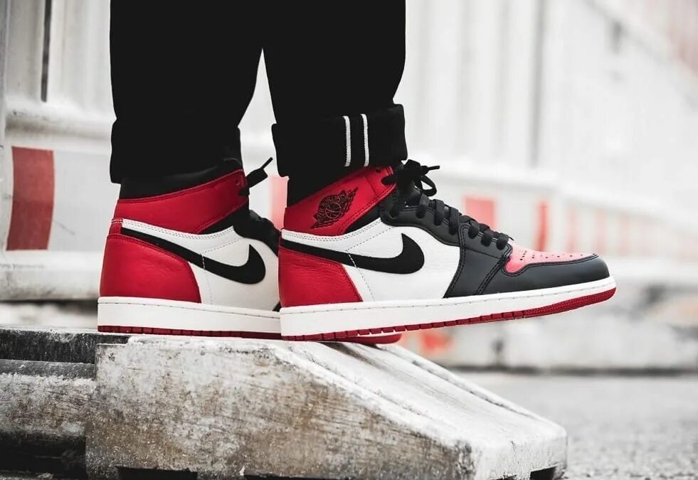 Nike Air Jordan 1 High og. Nike Air Jordan 1 High. Nike Air Jordan 1 og. Nike Air Jordan 1 bred.