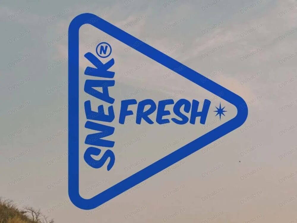 Ремонт обуви рядом на карте sneaknfresh ru. Sneaknfresh вывеска. Sneak n Fresh. Химчистка обуви sneaknfresh. Sneaknfresh логотип.