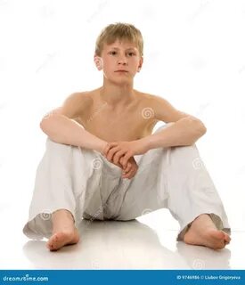 2 ноги и мальчики