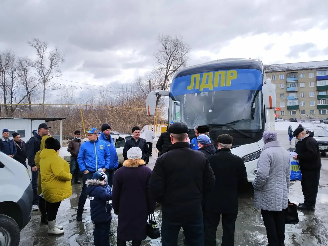 Сосновоборск Кузнецк автобус. Автобус ЛДПР. Автобус Кузнецк Чаадаевка. Автобус Чаадаевка Пенза.