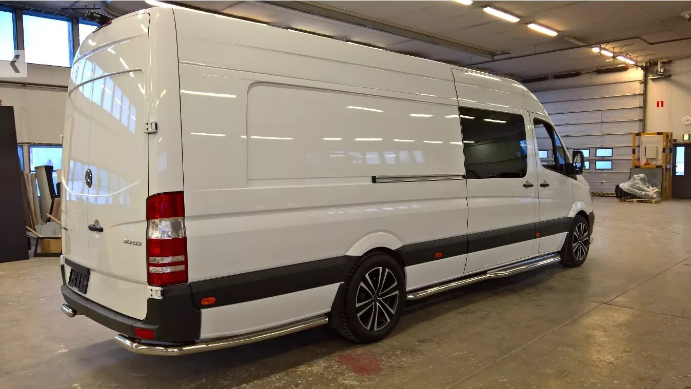 Mercedes sprinter кузов. Мерседес Спринтер 906 кузов. Мерседес Спринтер Классик 906. Мерседес Спринтер 906 Грузопассажирский. Мерседес Спринтер w904.