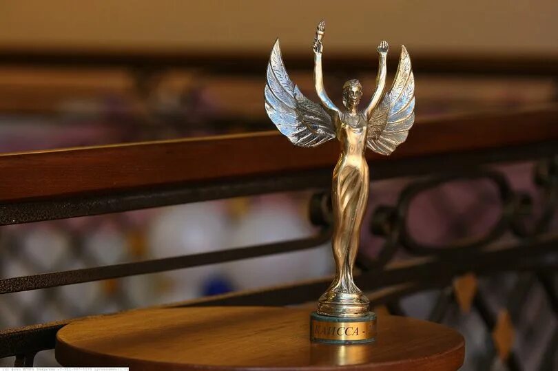 Богиня шахмат. Каисса богиня шахмат картина. Каисса покровительница шахмат. Каисса уильям джонс. Богиня шахмат.