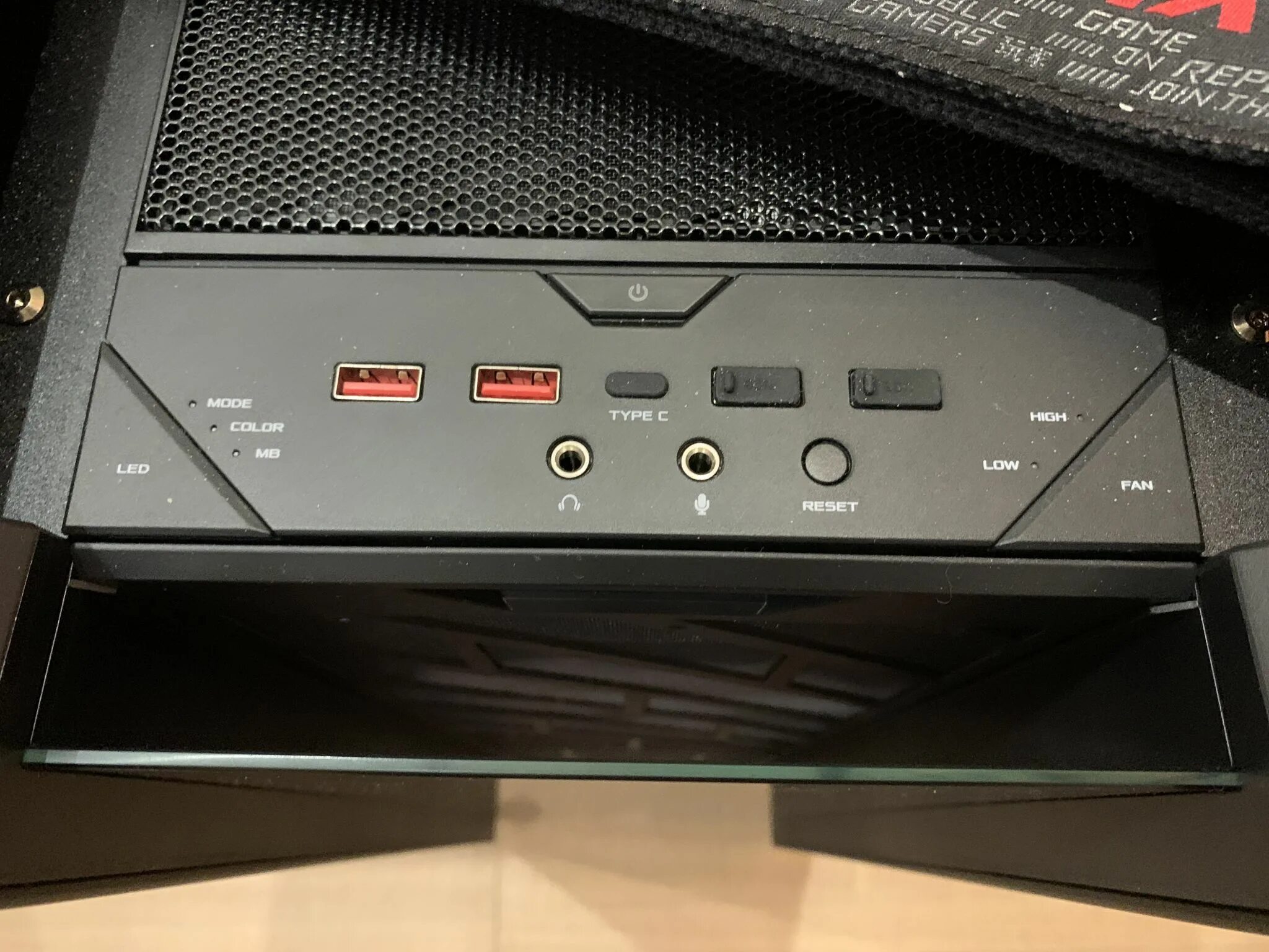 Rog strix helios gx601. Asus gx601 rog strix helios. корпус asus rog strix helios gx601 90dc0020-b39000. 90dc0020-b39000. asus rog gx601 helor.